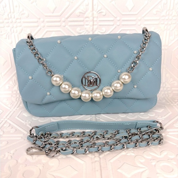 NWT Badgley Mischka‎ Baby Blue Crossbody Purse w/Metal and Pearl Strap - Picture 5 of 8